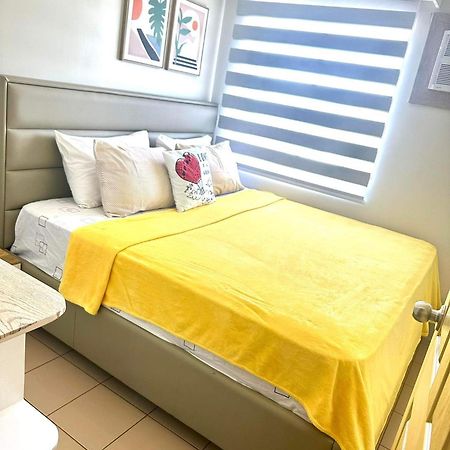 Spacious 2 Bedroom 42Sqm Condo Unit Iloilo City Eksteriør billede