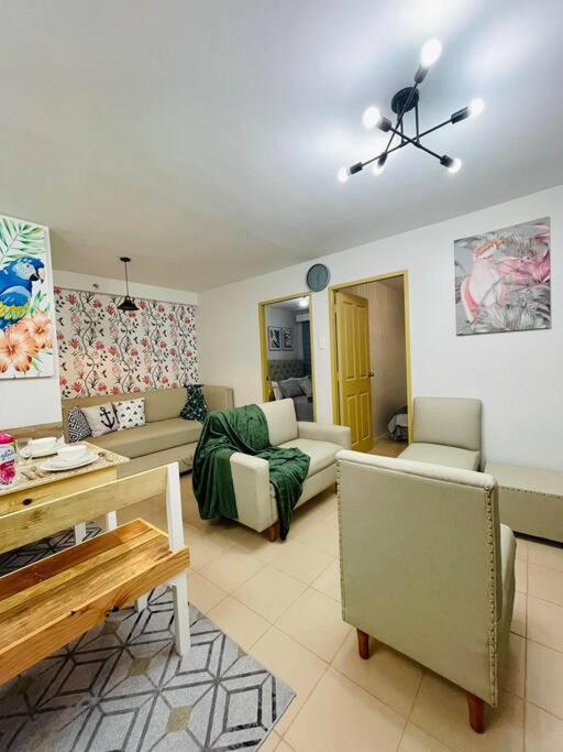 Spacious 2 Bedroom 42Sqm Condo Unit Iloilo City Eksteriør billede